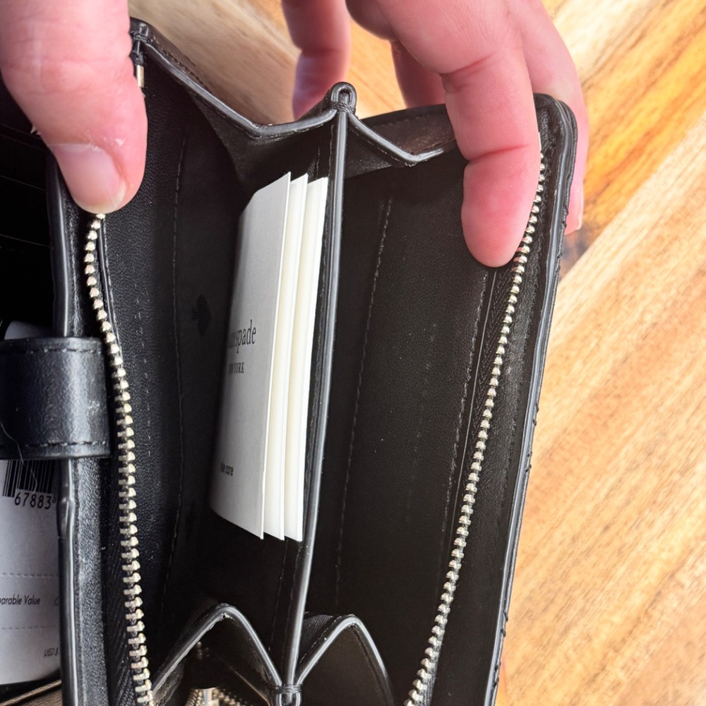 Kate Spade Wallet - Picture 3 of 4